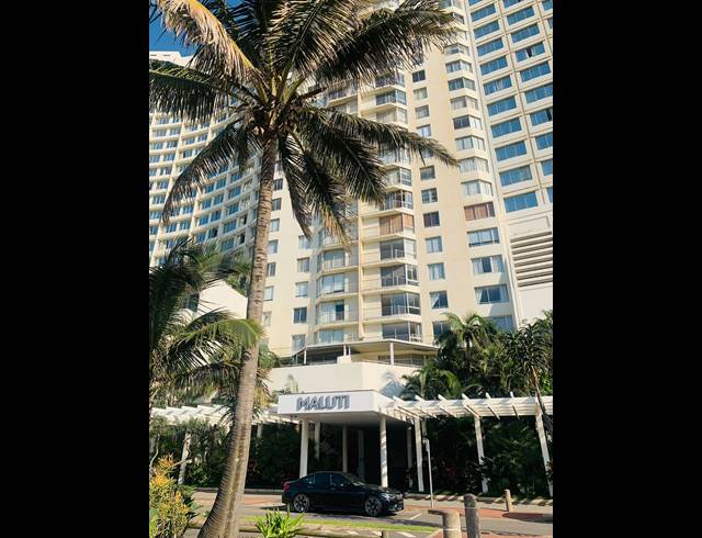 3 BEDROOM APARTMENT FOR SALE IN NORTH BEACH